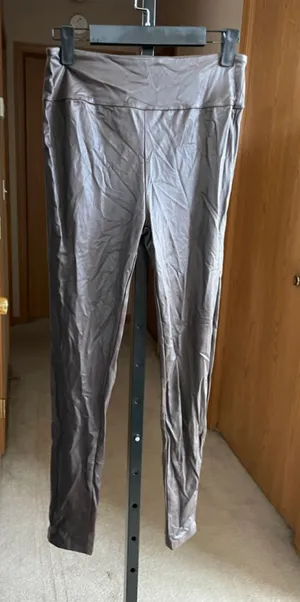 Women's Ambiance Apparel Brown Faux Leather Leggings M thumbnail 1
