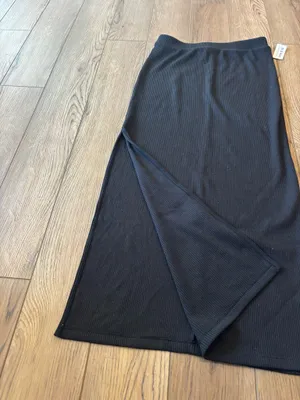 Old navy maxi skirt  thumbnail 2