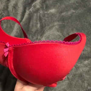 VS Body by Victoria Bra thumbnail 3
