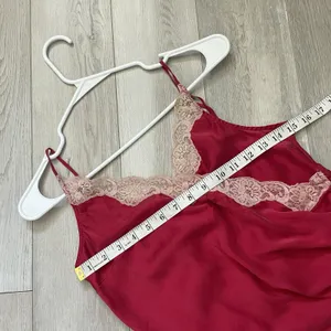 Vintage Silk Tank Top lace trim ruched vneck crop womens Red medium y2k feminine thumbnail 3
