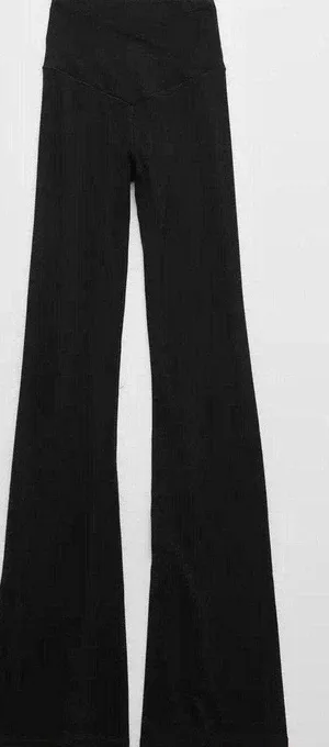 Aerie MEDIUM REGULAR New With Tags OFFLINE Crossover BUTTERSOFT FLARE LEGGINGS thumbnail 9