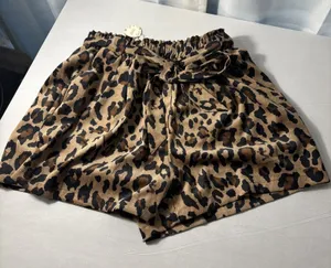 NWT Oddi Plus Sized Leopard Animal Print Corduroy Belt Paper Bag‎ Shorts Size 2X thumbnail 1