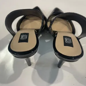 Jones New‎ York Black Shoes - Size 9. thumbnail 3