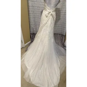 NWT David’s Bridal Ivory Cap Sleeve Lace Trumpet Wedding Dress Size 2 - $599 thumbnail 10