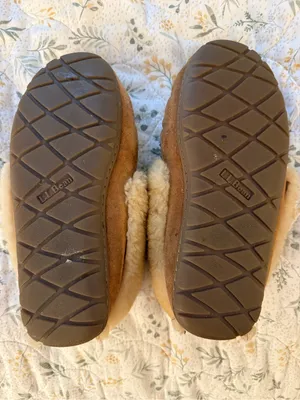 L.L. Bean Chestnut Brown Wicked Shearling Lined Suede Moccasin Slippers W7 thumbnail 3