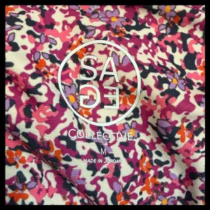 Sage‎ Collective Biker Shorts Womens Medium Pink Floral High Rise Athletic Yoga thumbnail 2