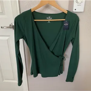 Hollister dark forest green ribbed long sleeve surplus wrap top blouse thumbnail 1