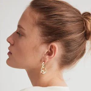 NEW! Madewell Looped Tube Large Hoop Earrings thumbnail 2