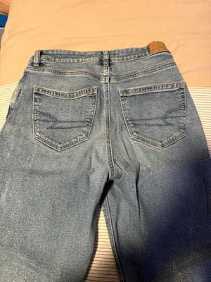 American Eagle Mom Jeans thumbnail 3