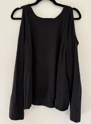 Gap Black Sweater Cut Out Top thumbnail 1
