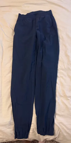 Lululemon Joggers thumbnail 1
