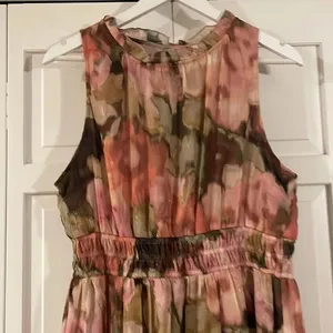 Nicole Miller pink floral smocked waist floral chiffon dress XL thumbnail 4