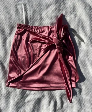 Lizard Thicket Boutique Satin Pink Skirt thumbnail 1