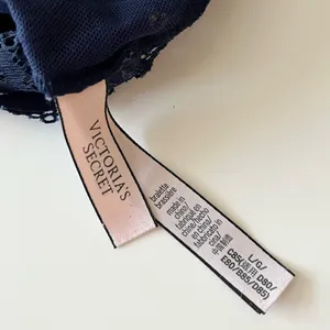Victoria’s Secret Lightly Lined Racerback Floral Lace Ensign Navy Blue Bralette thumbnail 6