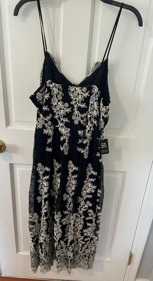 Express Black/Beige Maxi Dress thumbnail 3