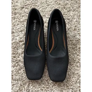 Vivaia Melody 2.0 Square Toe Chunky Heels Deep Ebony Women's 38.5 Knit Ribbed thumbnail 4