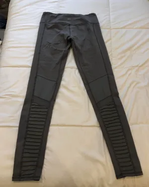 ALO Moto Legging thumbnail 4