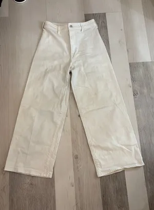 White Wide Leg Target Jeans thumbnail 1