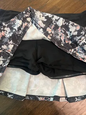 lululemon athletica Black Floral Mini Skort with Pink and Gray Blossoms 8 thumbnail 3