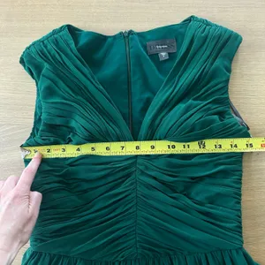 NWT Vera Wang Green Pleated Maxi Dress Gown Size 4 Regency Fairy Wedding FLAWED thumbnail 16