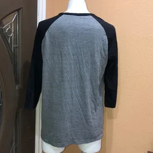 Disney Parks Minnie Mouse gray T-shirt thumbnail 4