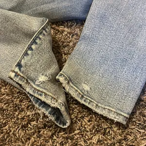 American Eagle Mom Jean Size 2 thumbnail 4
