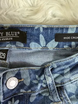 Judy Blue Wide Crop Floral Jeans Size 9/29 Daisy Daze JB88772MD Raw Hem thumbnail 5