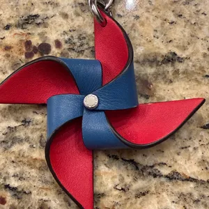 Coach Leather Pinwheel Bag Charm Key Ring thumbnail 2