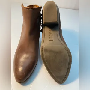 Frye Judith Seam Ankle Zip Booties EUC thumbnail 6