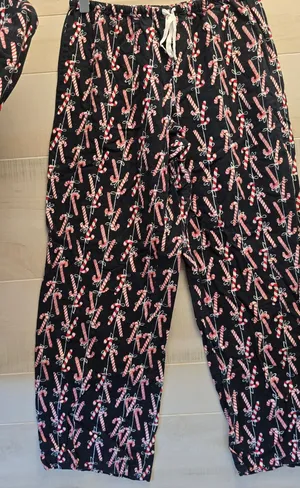 {XS} Vintage Victoria's Secret Christmas Candy Cane Pajama Set thumbnail 1