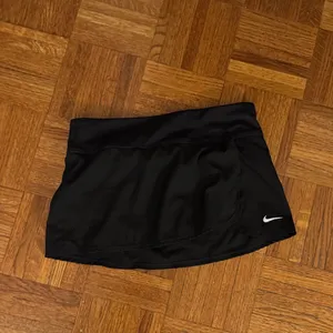 Nike Black Mini Tennis Skirt thumbnail 2