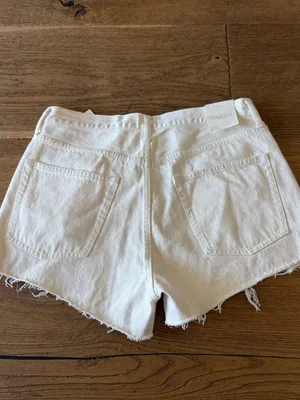 Z Supply White Distressed Denim Cutoff Shorts 29 nwt‎ thumbnail 2