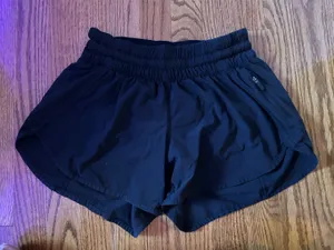 Lululemon Shorts Hotty Hot Black thumbnail 1