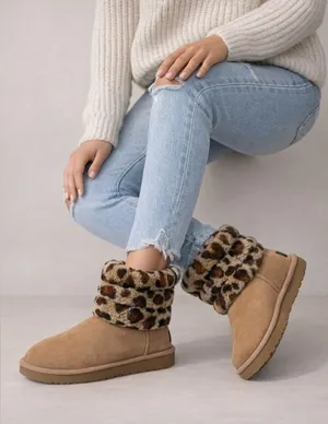 UGG Classic Short Chestnut Leopard Cuff Boots Women 11 Sheepskin Winter Cozy thumbnail 1