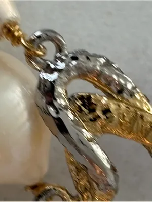 NWOT Alexis Bittar Gold Tone Crystal & White Pearl Drop Earrings thumbnail 4
