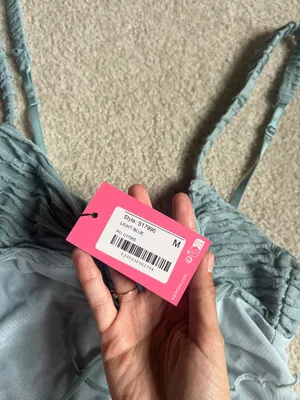 Edikted Crop Top thumbnail 3