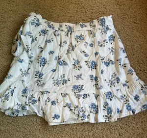 Hollister Flower Skirt Mini thumbnail 2