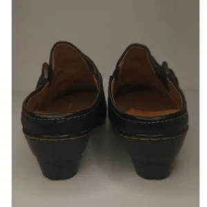 Black leather Clog by Sofft sz 8.5 thumbnail 4