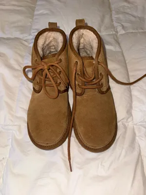UGG Boots thumbnail 2