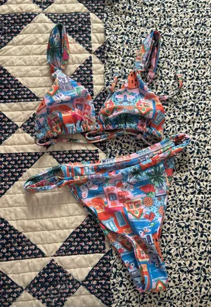 Amazon Bikini Set thumbnail 1