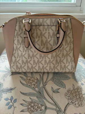 Michael Kors Purse  thumbnail 2