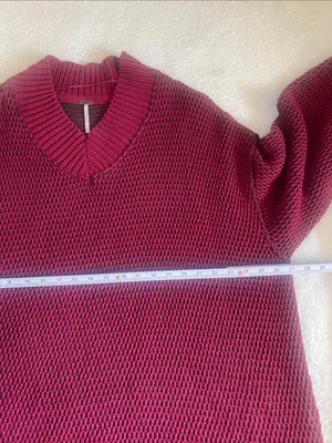 Free People Maisie Oversized Sweater Cranberry Fudge‎ Boho Slouchy M NWT thumbnail 3