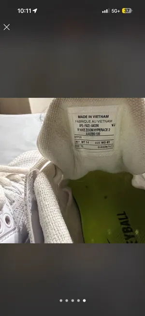 Nike shoes thumbnail 4