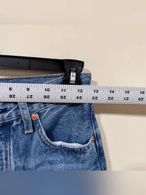 Levi’s 501 straight Women’s Blue Denim Jeans W25 L26 high waisted EUC raw hem thumbnail 2