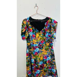 New York & Co Multicolor Floral V-Neck Puff Sleeve Belted Fit & Flare Midi Dress thumbnail 5