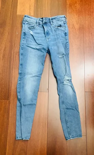Hollister Short High-Rise Super Skinny Jeans thumbnail 1