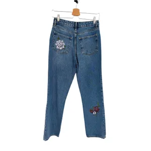 Reformation Cynthia High Rise Straight Jeans Fauna Floral Embroidered Size 28 thumbnail 8