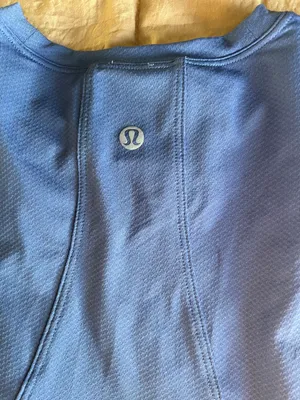 Cropped Long Sleeve thumbnail 3