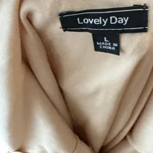 Lovely Day Sequin‎ Dress thumbnail 6