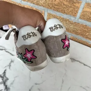 Ash Gull Embroidered Suede Low-Top
Sneaker 39/9 thumbnail 7